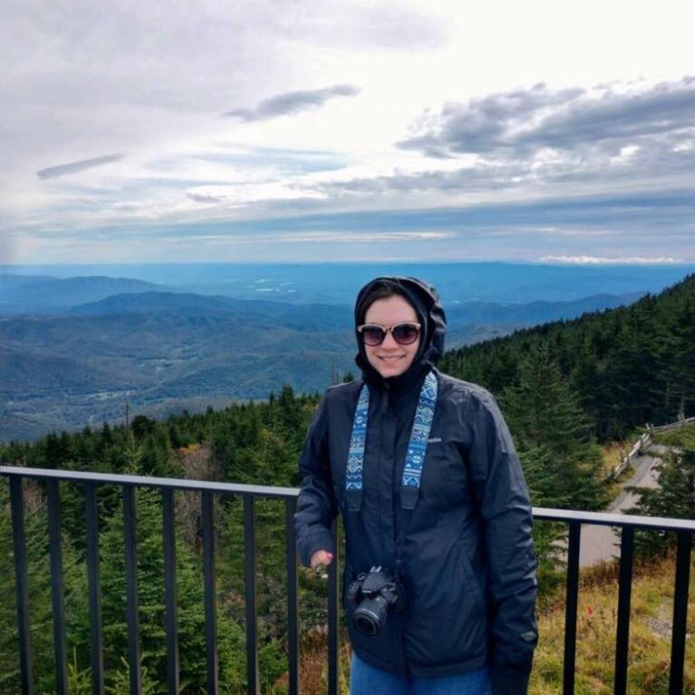Meet your Posher, Juliana